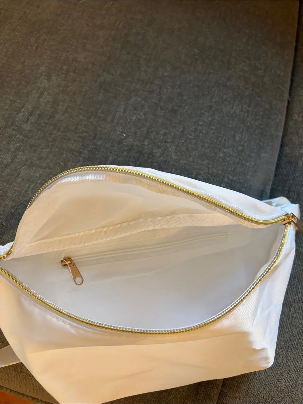 N/A sleek white